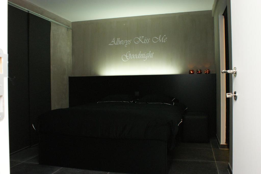 Zonhoven Maison Beau Bed & Breakfast 部屋 写真
