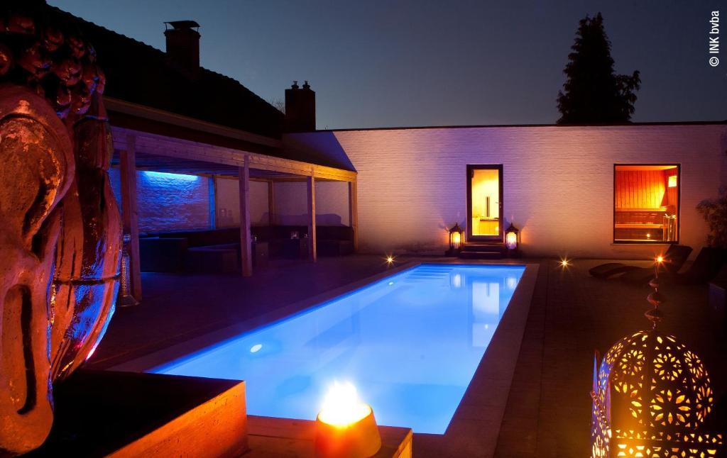 Zonhoven Maison Beau Bed & Breakfast エクステリア 写真